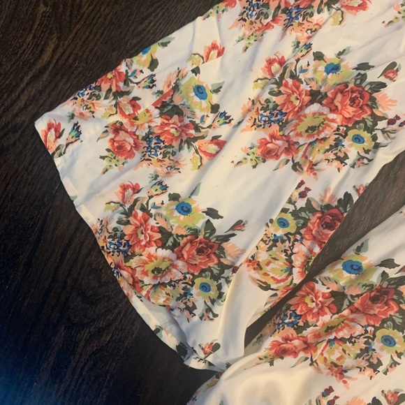 The Laundry Room Size Medium Long Sleeve Romper - Picture 4 of 6